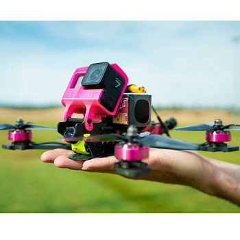 Гоночный FPV квадрокоптер с камерой GoPro 13 Гоночный FPV квадрокоптер с камерой GoPro 13