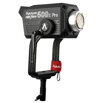 Aputure Light Storm COB 600x Pro LED 2700K-6500K Aputure Light Storm COB 600x Pro LED 2700K-6500K